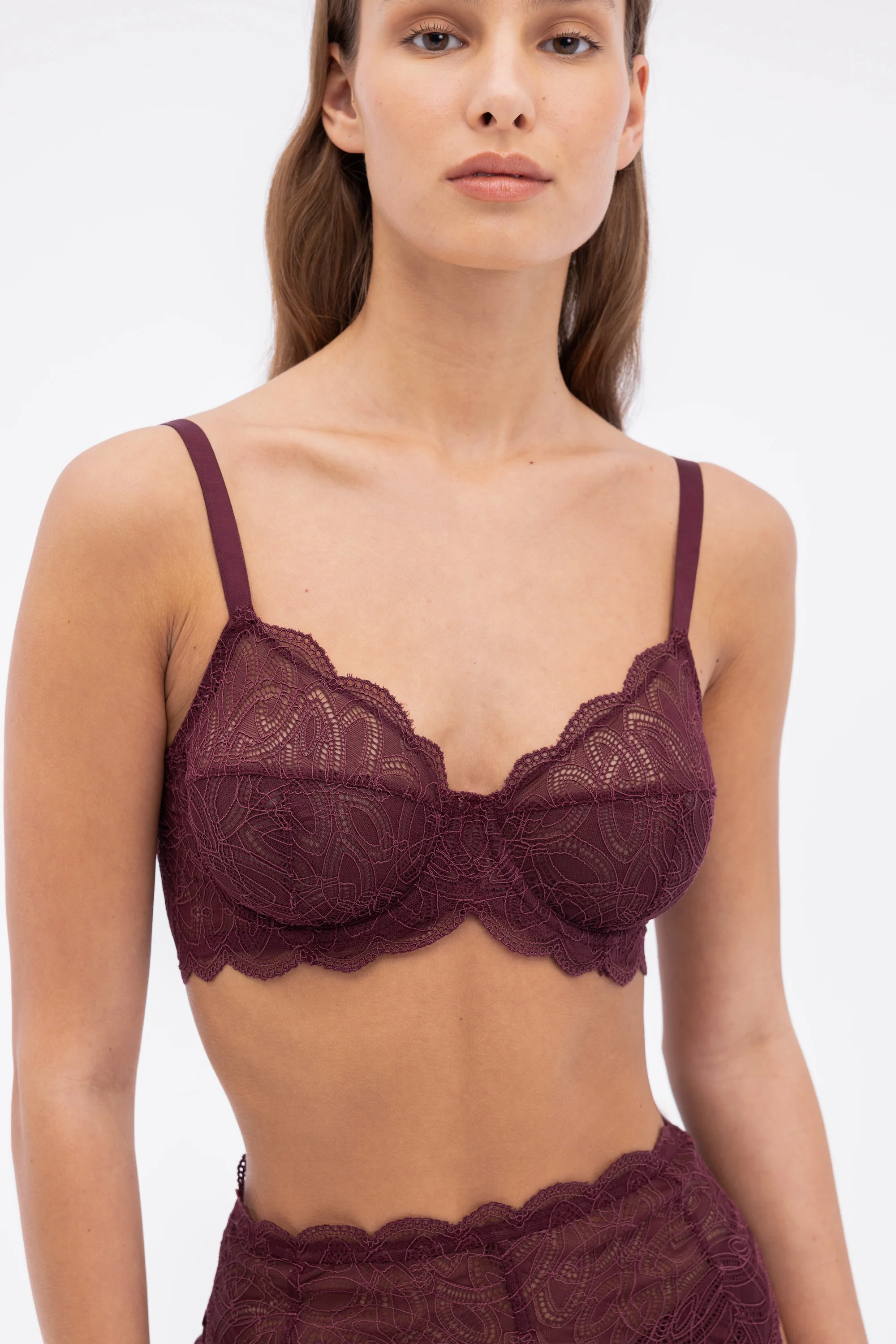 Dahlia Underwired Full Cup Bra | Cherry Lacquer - Image 4