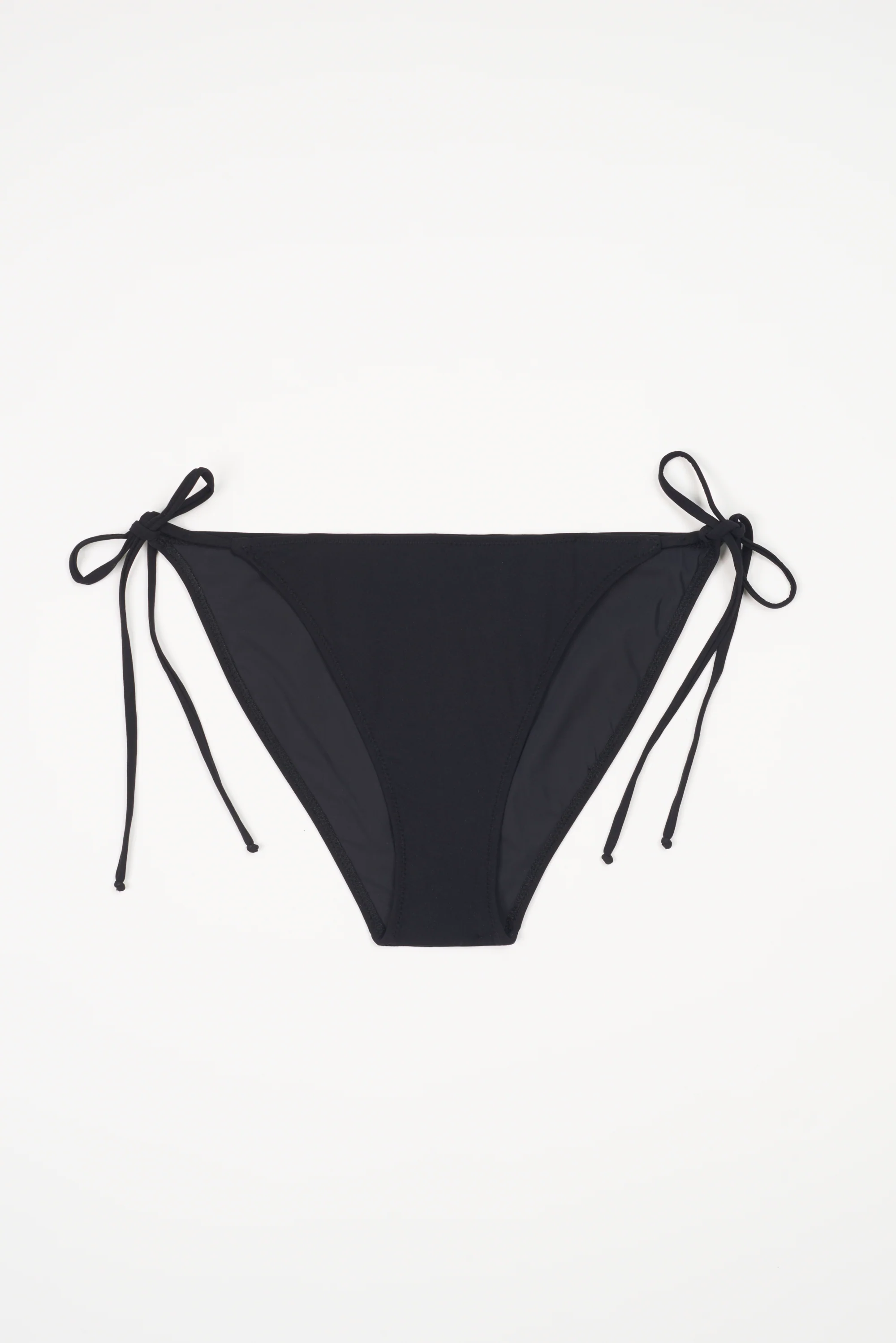 Essential String Bikini Bottom | Black