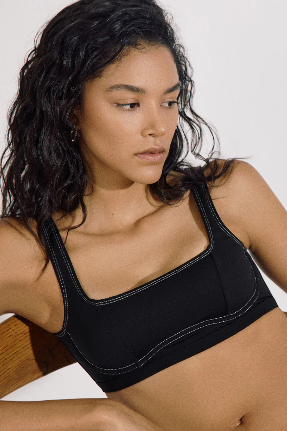 Kelly Underwire Bandeau Bikini Top | Black - Image 8
